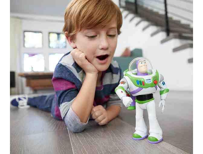 Disney Pixar Toy Story Ultimate Walking Buzz Lightyear