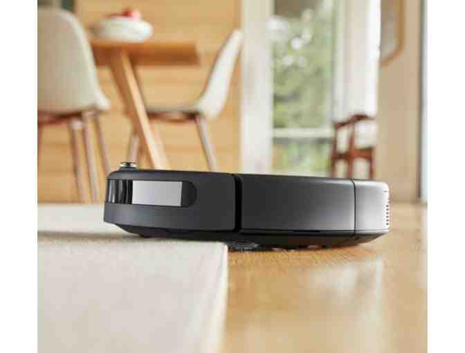 iRobot Roomba 675 Wi-Fi Connected Robot Vacuum