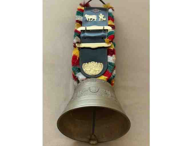 Large Swiss Brass Cow Bell with leather strap - Gusset Uetendorf