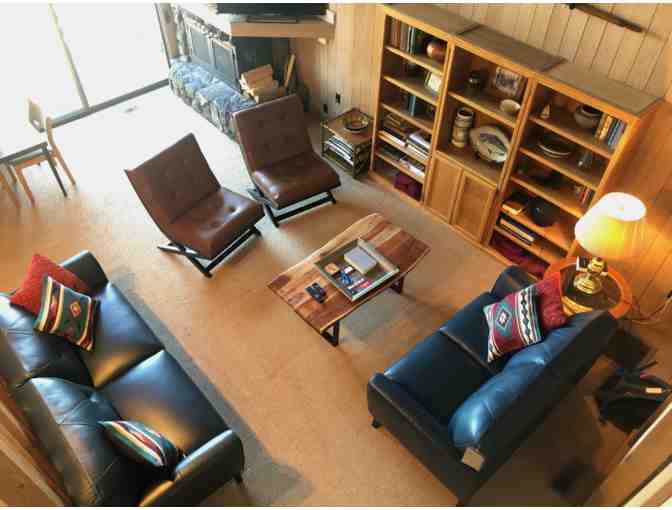 4 Nights in Beautiful Tahoe Condo with Lake Views