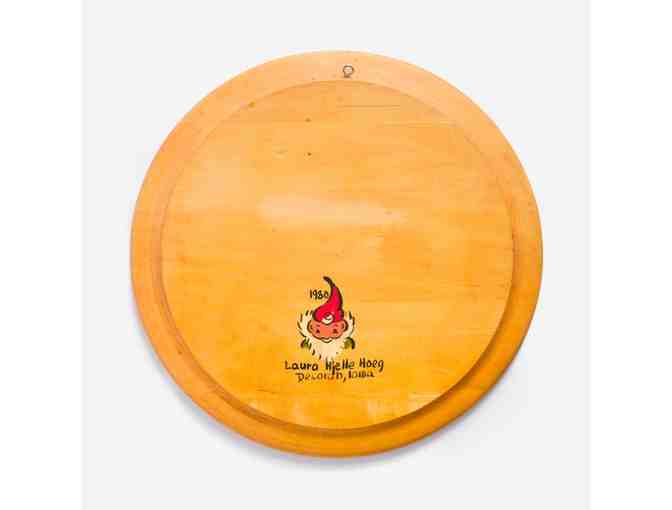 Plate with original design by Laura Hjelle Hoeg