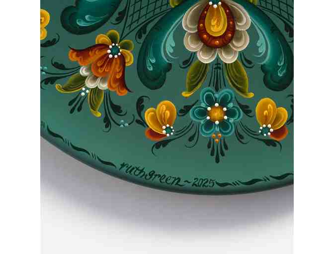 Plate with Rogaland Rosemaling by Ruth Green