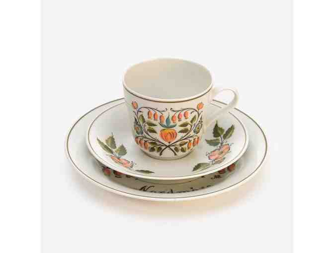 Set of 6 Porsgrund Porcelain China Cups, saucers and Dessert Plates