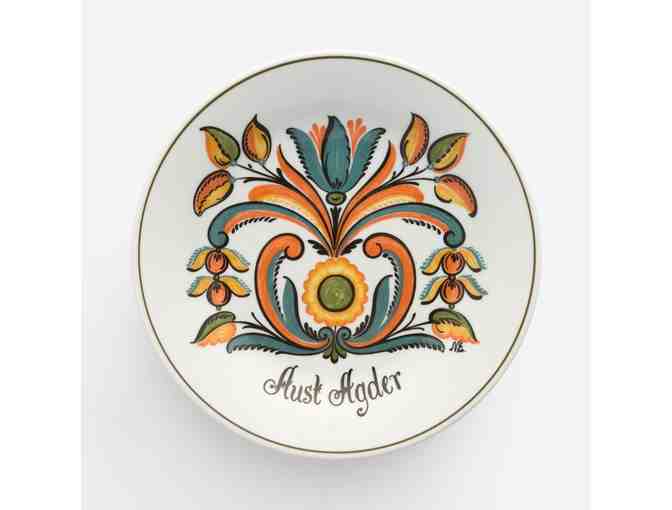 Set of 6 Porsgrund Porcelain China Cups, saucers and Dessert Plates