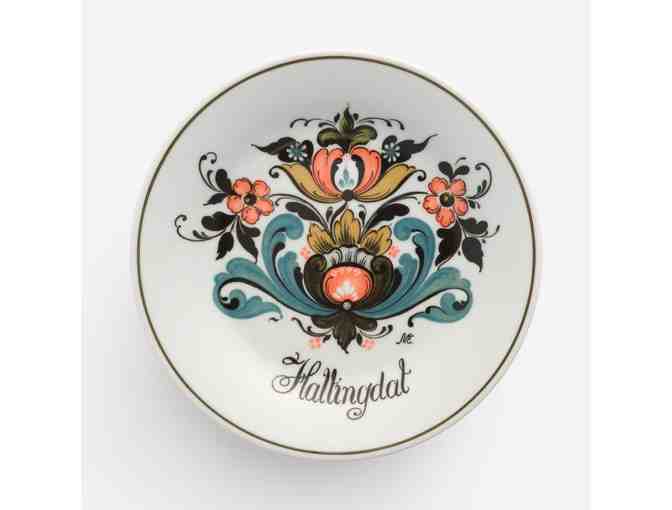 Set of 6 Porsgrund Porcelain China Cups, saucers and Dessert Plates