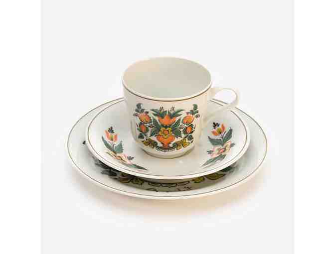 Set of 6 Porsgrund Porcelain China Cups, Saucers and Dessert Plates