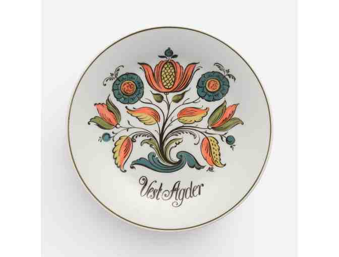 Set of 6 Porsgrund Porcelain China Cups, Saucers and Dessert Plates