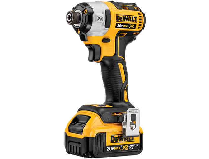 DeWalt Impact Driver Kit DCF887M2