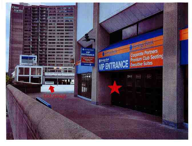 Blake Shelton - Back to the Honky Tonk Concert Tickets