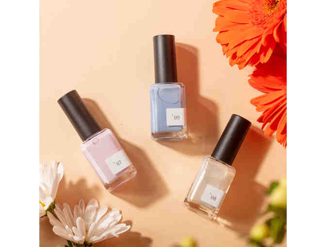 'Sundays' Salon $90 towards any service