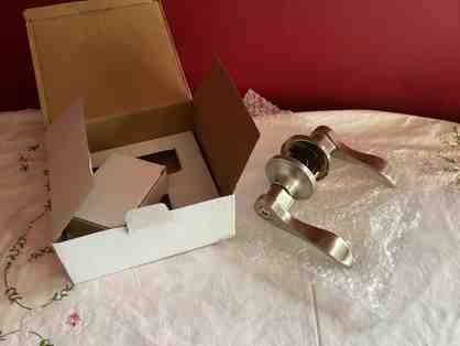 NEW Lock Set