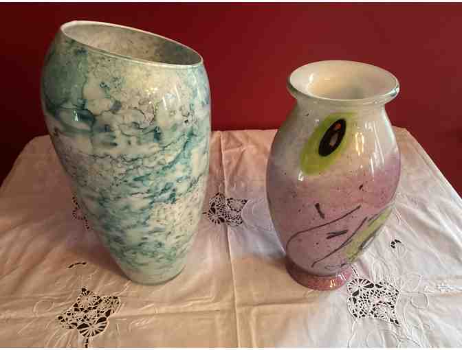 Two Beautiful Vases ESTATE SALE - Photo 1