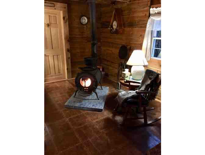 Charming Log Cabin - 5 Days/4 Nights