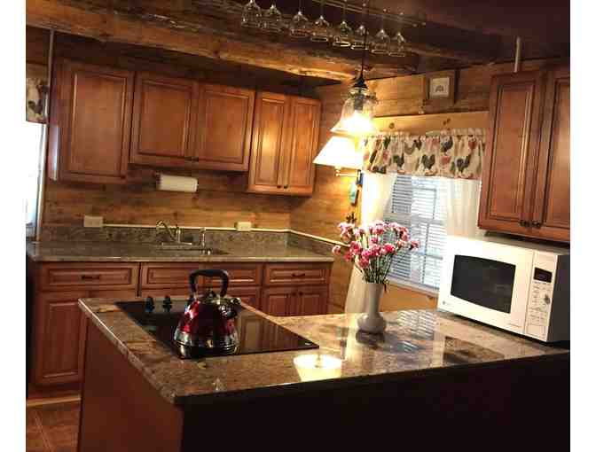 Charming Log Cabin - 5 Days/4 Nights