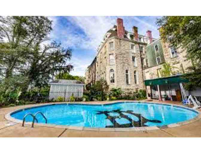 Eureka Springs' Basin Park & Crescent Hotels