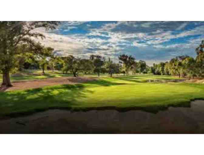 Los Robles Greens Golf Course