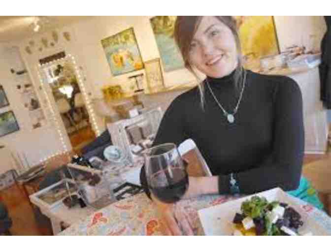 $25 Gift Certificate to Knaus Gallery & Wine Bar in Highland, NY