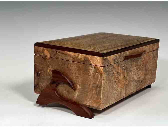 Treasure Box by Ray Nitta of Westside Woodworks