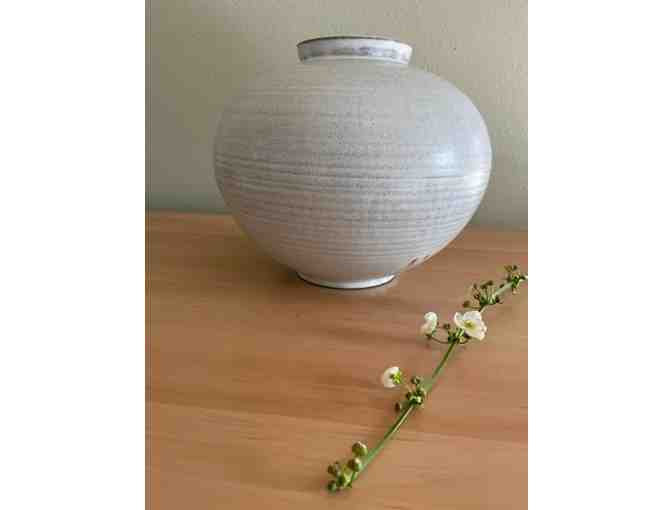 Moon Jar by Dean McRaine of Lightwave Pottery