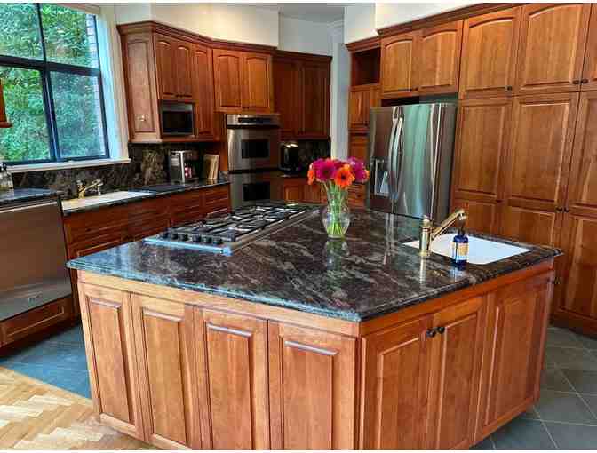 5 Nights Luxury Home by World's Tallest Trees Northern California - 4 Bedrooms, sleeps 8