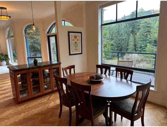 5 Nights Luxury Home by World's Tallest Trees Northern California - 4 Bedrooms, sleeps 8