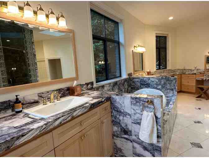 5 Nights Luxury Home by World's Tallest Trees Northern California - 4 Bedrooms, sleeps 8