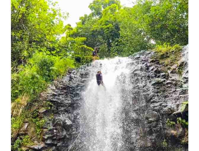 Da Life Outdoors Waterfall Rappel for 2 People on Kauai