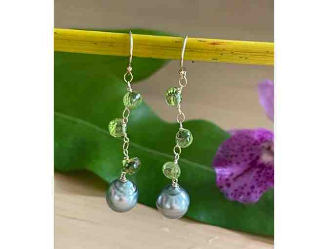 14K Gold, Peridot, and Tahitian Pearl Earrings, Puuwai Gallery