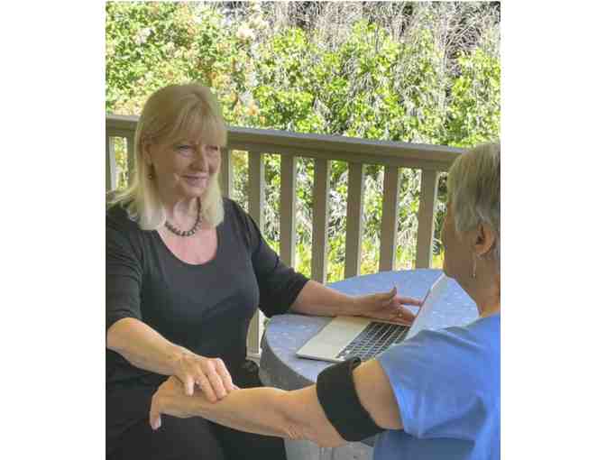 Natural Pain Free Allergy Relief by Nellie Foster