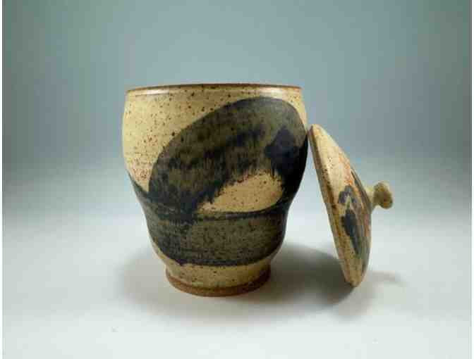 Handcrafted Ceramic Vase with Lid by Daijo Kaneshiro, Kauai Zen Practitioner