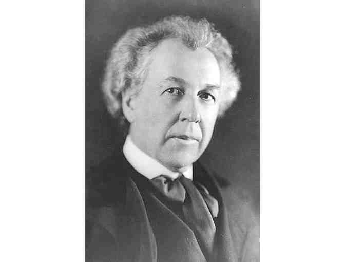 Two Tickets to Frank Lloyd Wright in Oak Park Tour