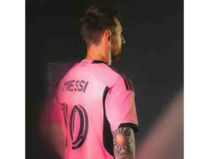 Apple+ 2025 MLS Season pass and Adidas Inter Miami Messi Home Jersey