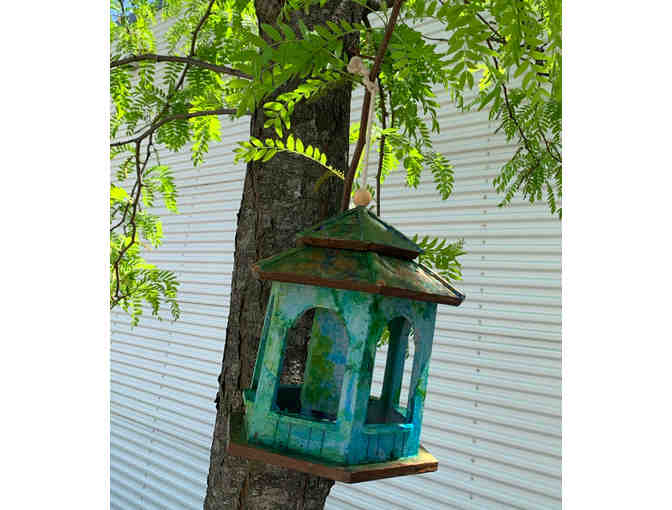 Classroom Project: Michelle Murray's Birdhouse Feeder