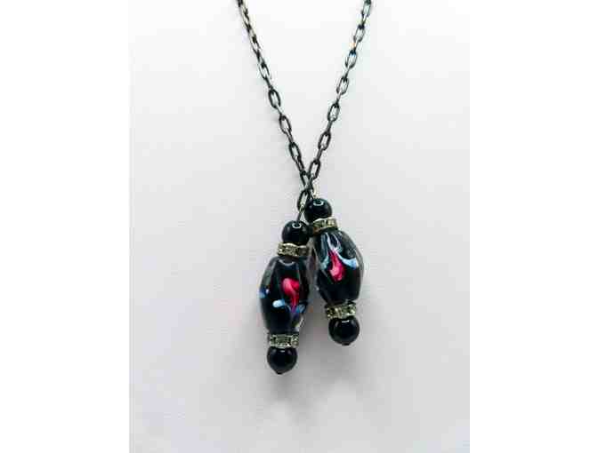Lariat Silver Chain Necklace with Black, Pink and White Glass Beads - 4 - Photo 1