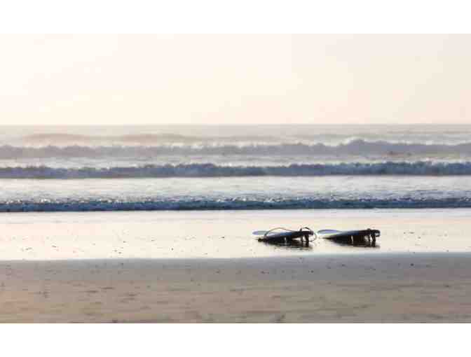 Weekend Stay At A Beautiful Two-bedroom Apartment in K Section