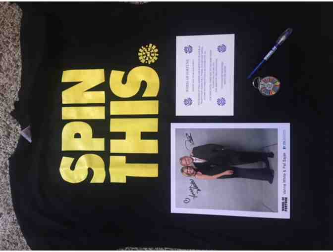 Wheel of Fortune: VIP tickets to the show, autographed photo, T Shirt and other souvenirs