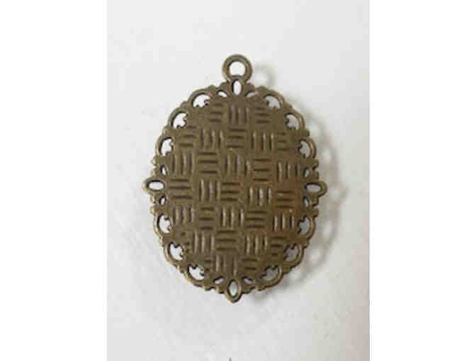 'Cat-Themed' Package