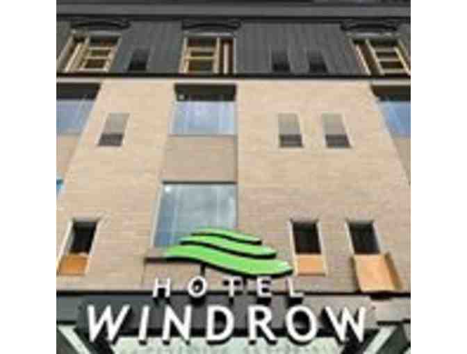 Rare Visit to Chimpanzee Sanctuary Northwest + 2 Nights at the Windrow Hotel and Dinner