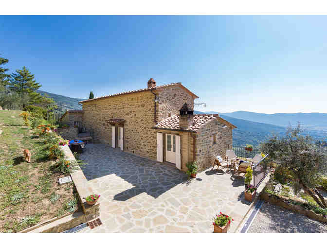 Villa Pietro in Cortona Italy Awaits You - Sleeps 10!