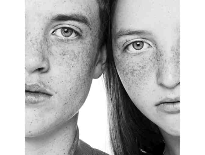 Fun Family Photography Experience & Custom Artwork