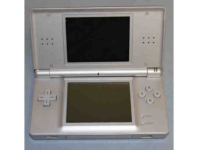 Nintendo DS Lite - Silver + Case