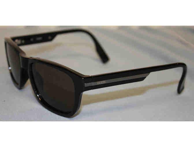 Women's Guess Sunglasses & Case - Like New