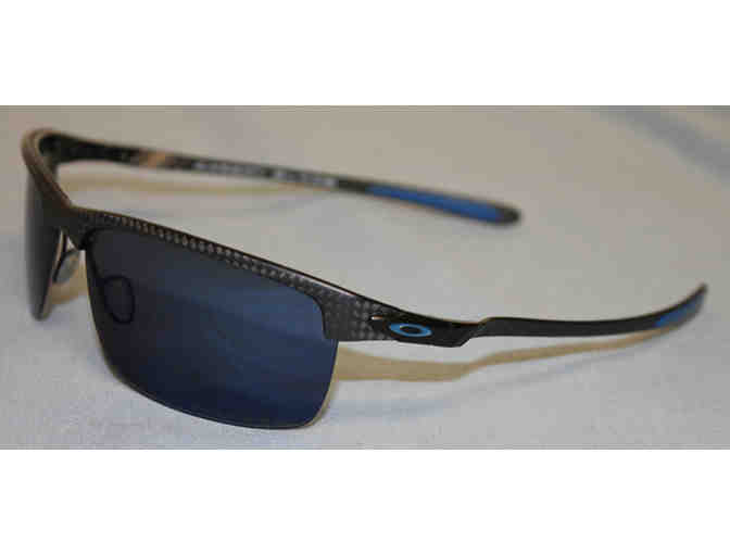 Fantastic- Oakley Sunglasses 'Carbon Blade'