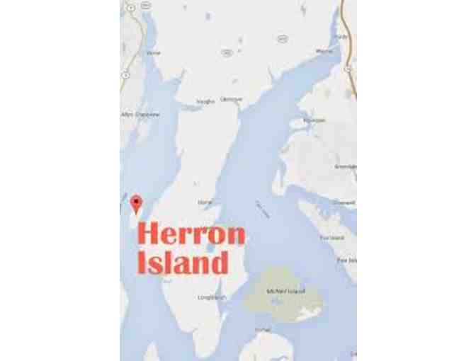 2 Nights Stay/ 4 People - Beautiful Waterfront Beach House - on Secluded Herron Island