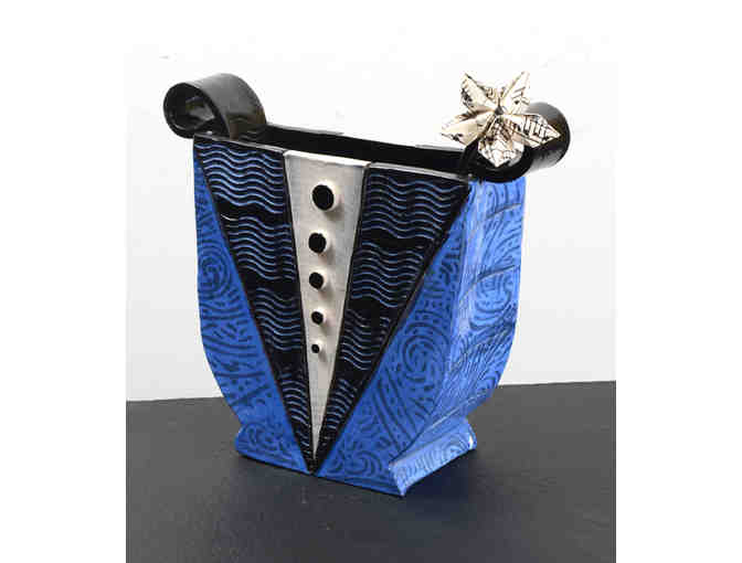 Tuxedo Vase (Tracy Korneffel)