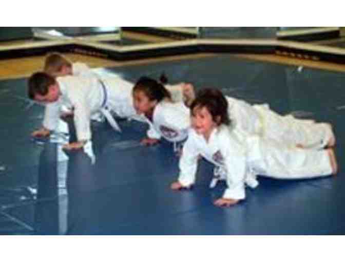 Tang Soo Do University - One (1) Month of Classes + Martial Arts Uniform + Private Lesson