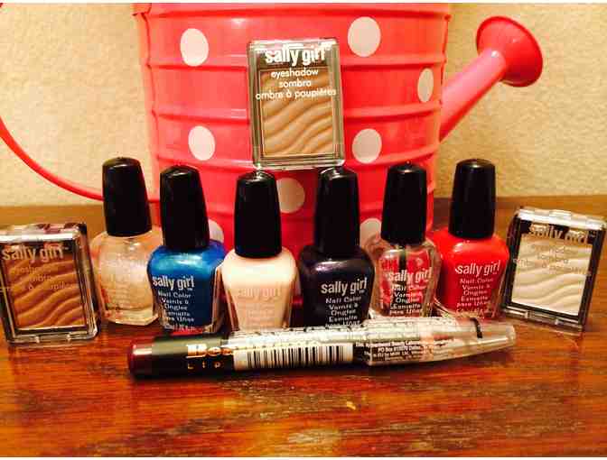 Room 14 - Beauty Basket with Wine