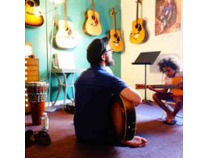Two Awesome Private Guitar Lessons at Brooklyn Guitar School