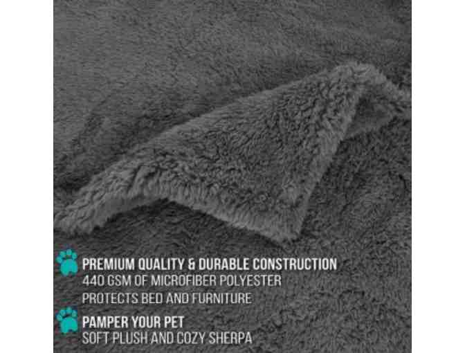 PetAmi Fluffy Waterproof Cat & Dog Blanket