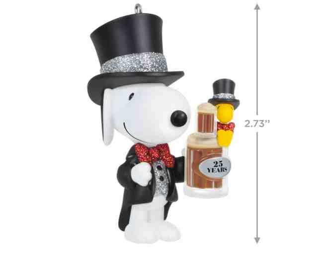 Peanuts Special Edition 25th Anniversary Hallmark Ornament
